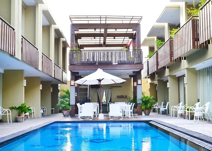 Devata And Hotel Kuta (Bali)